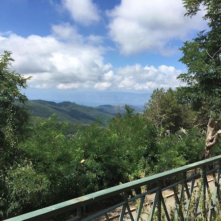 Appartamento Di Montagna Sul Belvedere Di Gambarie Gambarie d'Aspromonte Ngoại thất bức ảnh